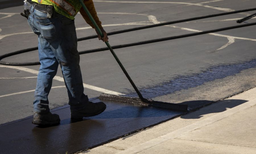 Asphalt sealcoating by Georgia's Best Asphalt